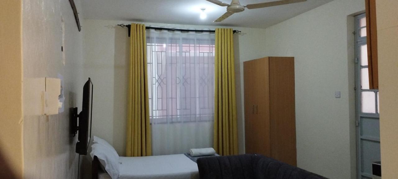 Bed and Breakfast Divine Studio Mombasa Exterior foto